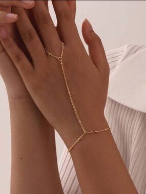 Stainless steel bracelet with ring 
For live show